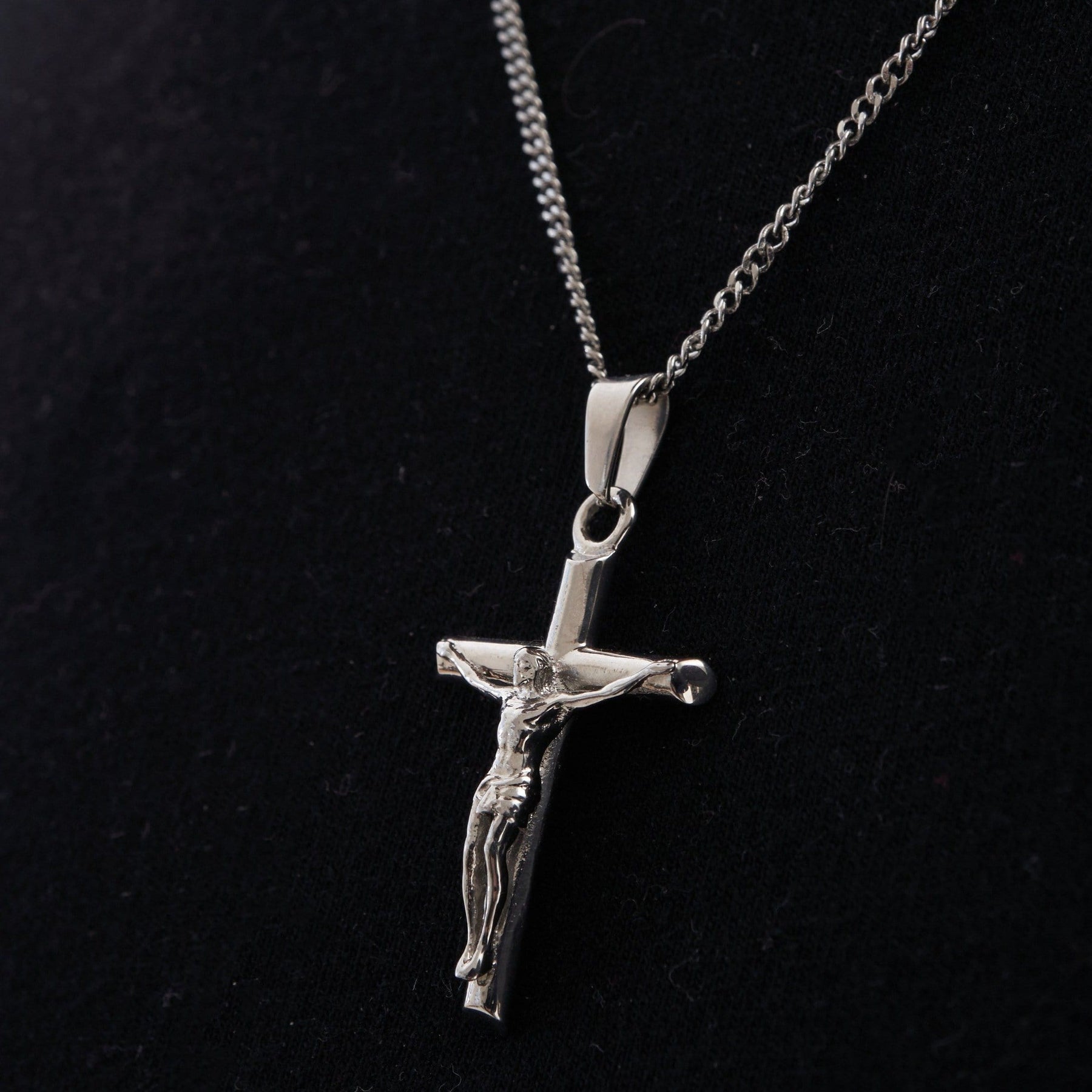 CORRENTE CRUCIFIX (PRATA)