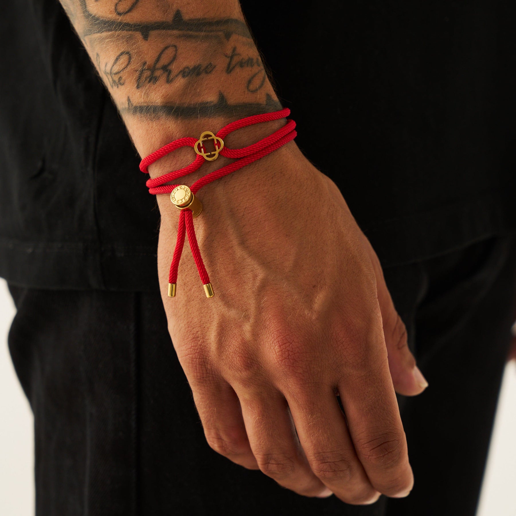 PULSEIRA RED CORD TOGGLE (OURO)